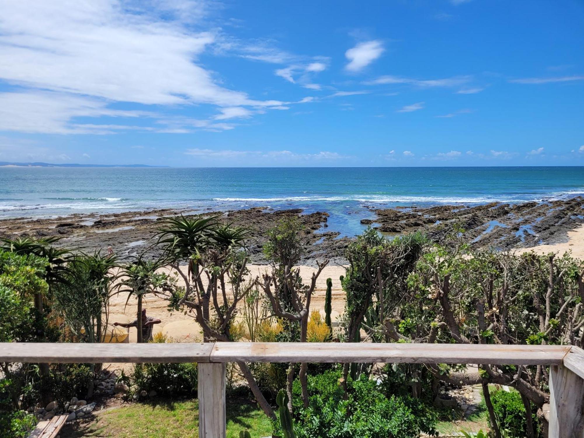 Beach Front Jeffreys Bay Exteriör bild
