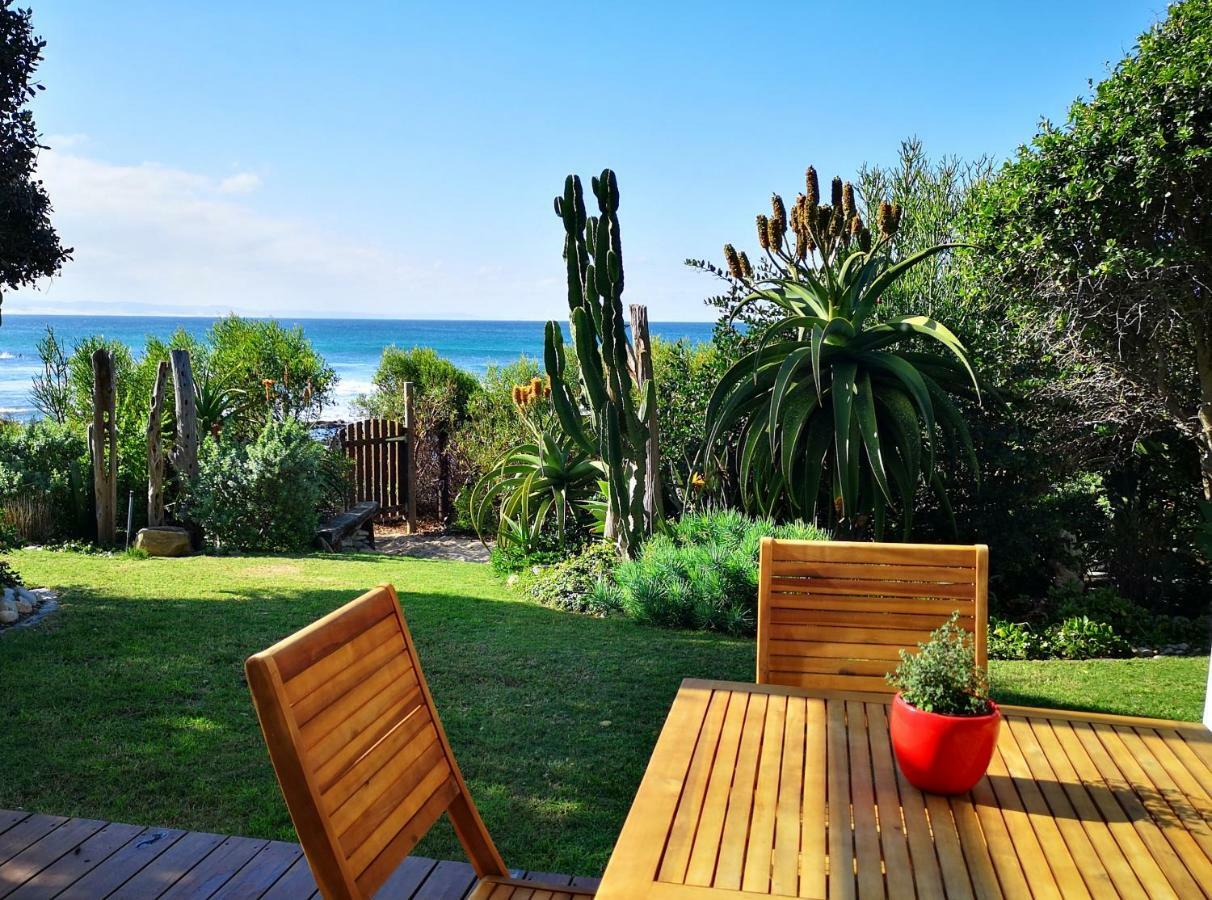 Beach Front Jeffreys Bay Exteriör bild